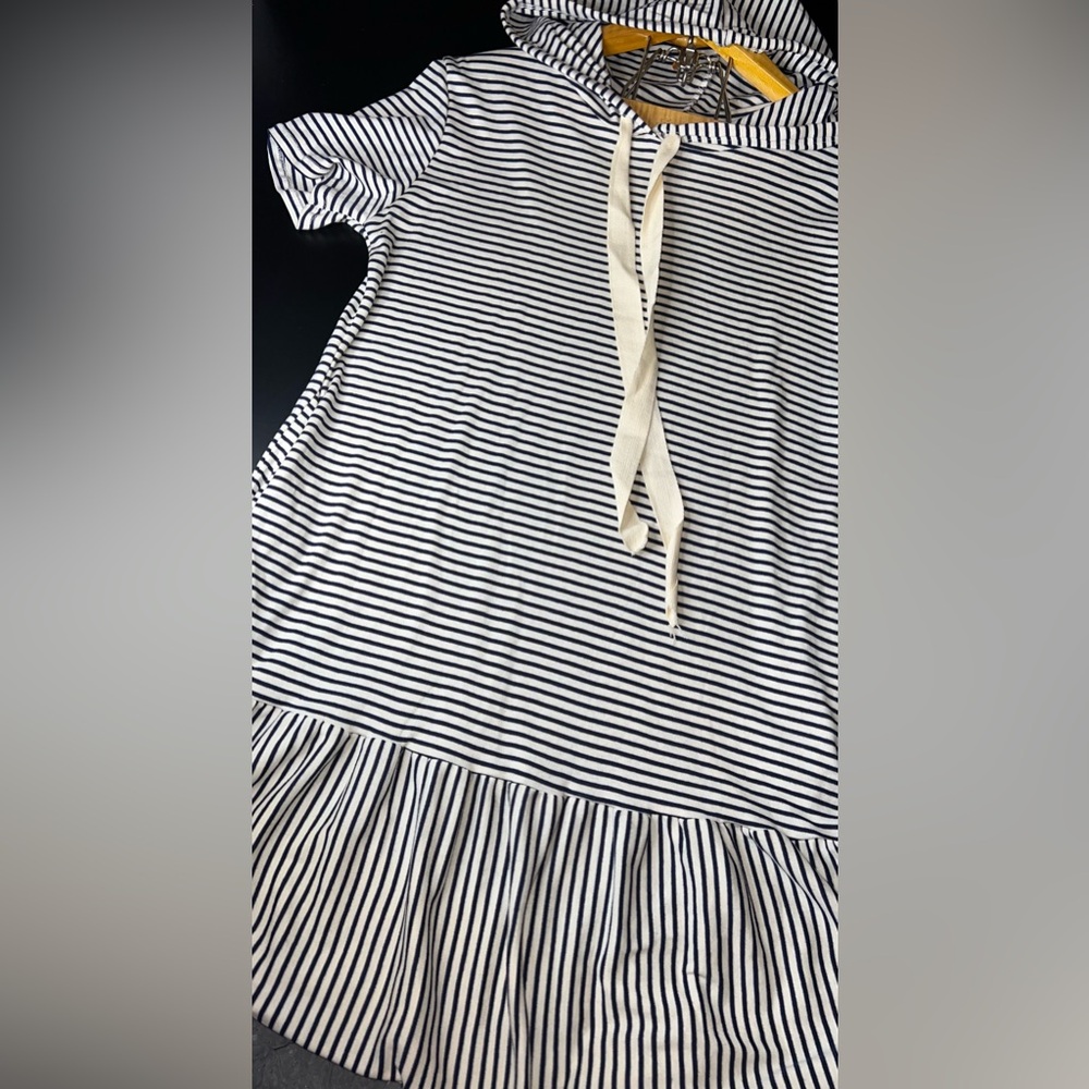 Shamaim Nautical Stripe Hooded Ruffe Bottom Dress Size Large NWOT